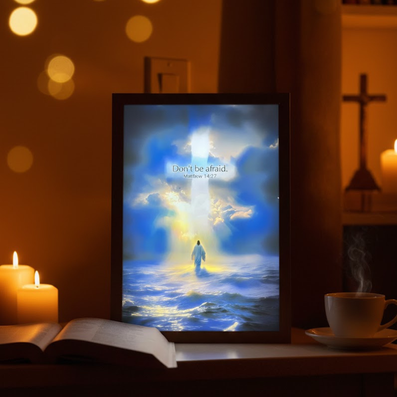 Aura Christi Lamp